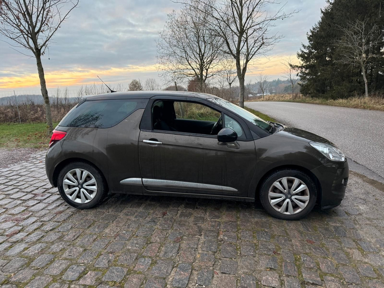 Citroën DS3 Sport - Легковий автомобіль: фото 5 Citroën DS3 Sport - Легковий автомобіль: фото 5