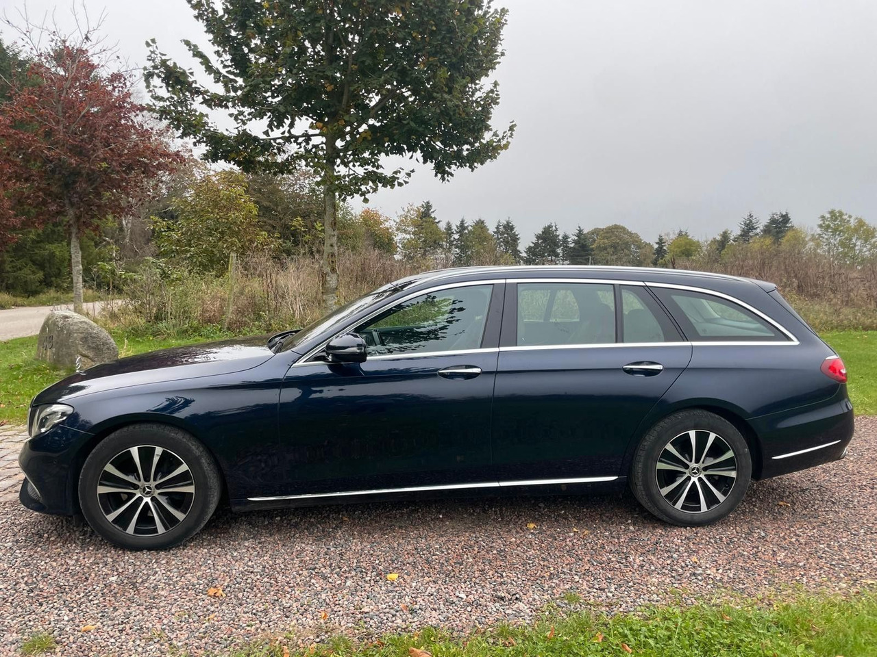 Mercedes-Benz E 220 T-Modell E 220 d *4Matic* - Універсал: фото 2 Mercedes-Benz E 220 T-Modell E 220 d *4Matic* - Універсал: фото 2