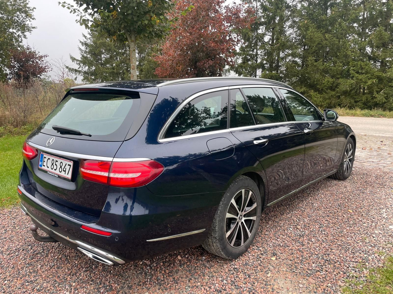 Mercedes-Benz E 220 T-Modell E 220 d *4Matic* - Універсал: фото 4 Mercedes-Benz E 220 T-Modell E 220 d *4Matic* - Універсал: фото 4