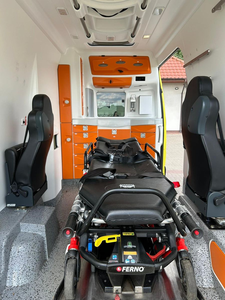 Mercedes-Benz Sprinter 519 CDI 4X4 **Ambulace** в лізинг Mercedes-Benz Sprinter 519 CDI 4X4 **Ambulace**: фото 22