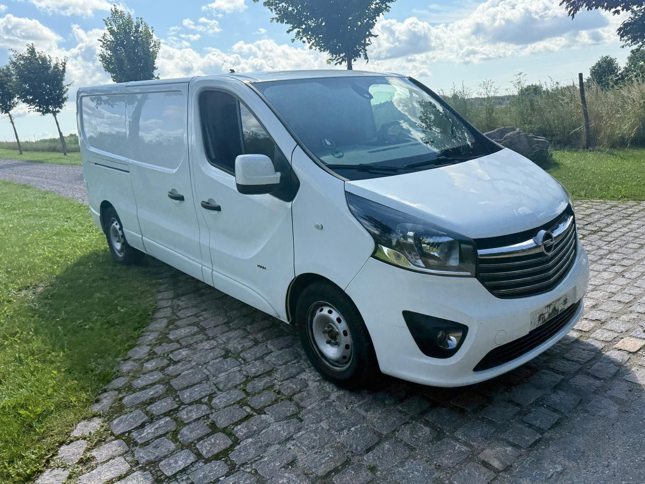 Opel Vivaro 1.6 cdti BiTurbo LANG *6000€ netto - Легковий фургон: фото 2 Opel Vivaro 1.6 cdti BiTurbo LANG *6000€ netto - Легковий фургон: фото 2