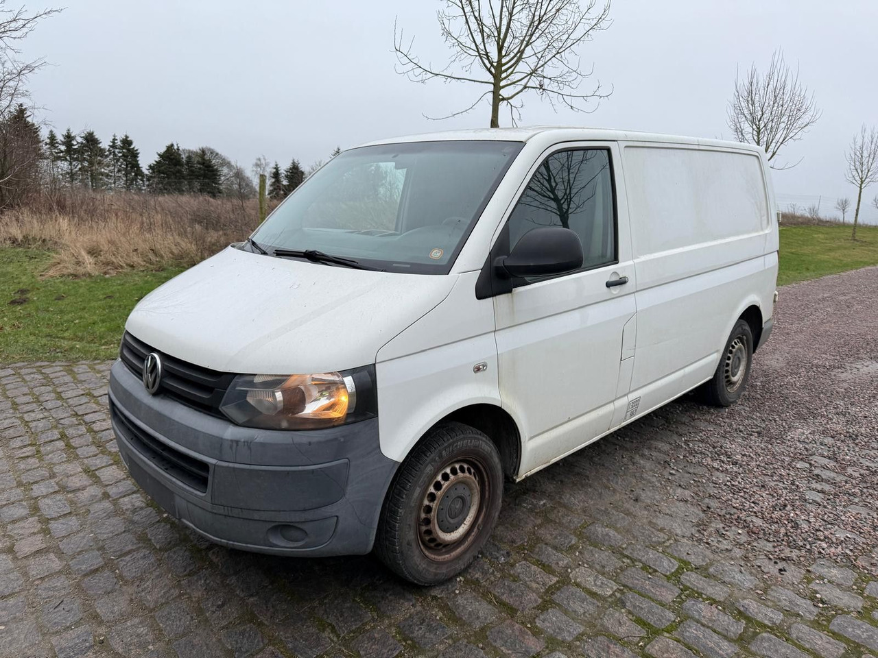 Volkswagen T5 Transporter 2.0 TDI Kasten *RESERVED Ro - Легковий фургон: фото 3 Volkswagen T5 Transporter 2.0 TDI Kasten *RESERVED Ro - Легковий фургон: фото 3