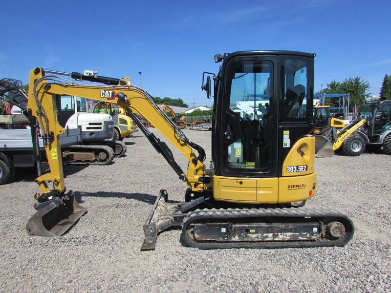 Cat 303.5 E2 CR Minibagger 33.000 EUR - Міні-екскаватор: фото 1 Cat 303.5 E2 CR Minibagger 33.000 EUR - Міні-екскаватор: фото 1