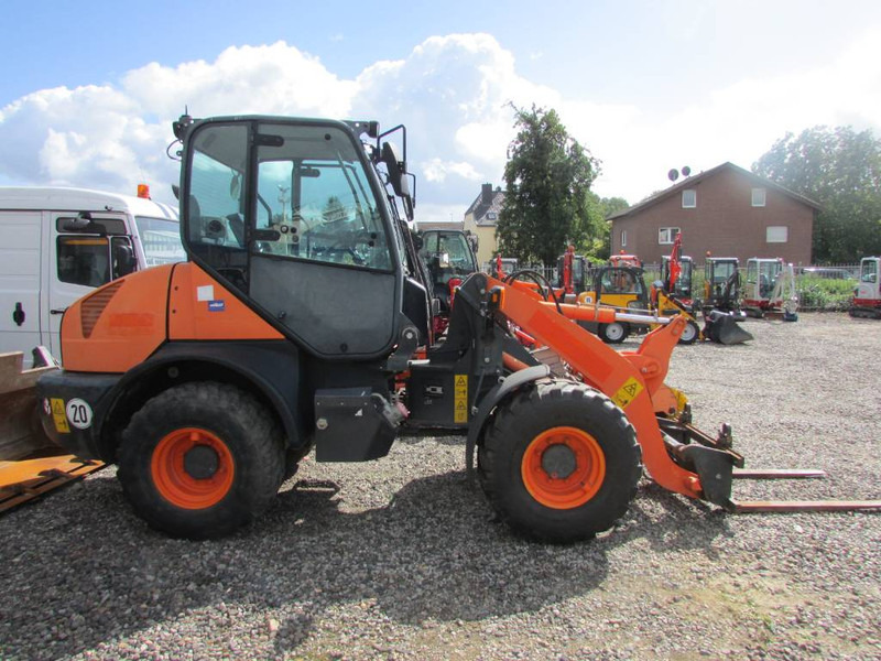 Komatsu WA 80-6 Radlader 27.500 EUR - Колісний навантажувач: фото 1 Komatsu WA 80-6 Radlader 27.500 EUR - Колісний навантажувач: фото 1
