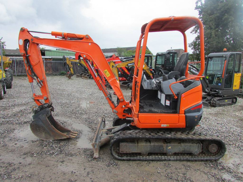 Kubota U 27-4 Canopy Minibagger 18.000 EUR - Міні-екскаватор: фото 1 Kubota U 27-4 Canopy Minibagger 18.000 EUR - Міні-екскаватор: фото 1