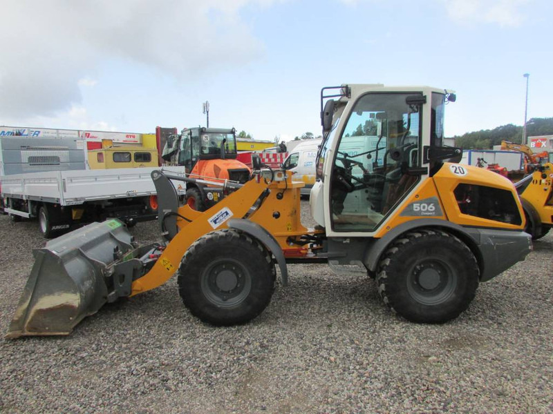 Liebherr L 506 Compact Radlader L506 40.000 EUR - Колісний навантажувач: фото 1 Liebherr L 506 Compact Radlader L506 40.000 EUR - Колісний навантажувач: фото 1