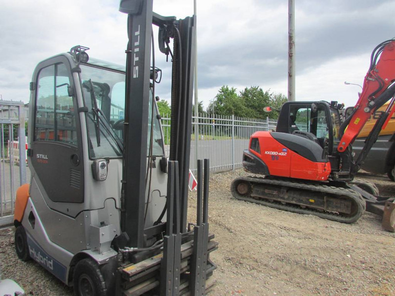 Still RX 70-30 H Hybrid / Diesel Stapler 9.500 EUR - Дизельний навантажувач: фото 5 Still RX 70-30 H Hybrid / Diesel Stapler 9.500 EUR - Дизельний навантажувач: фото 5