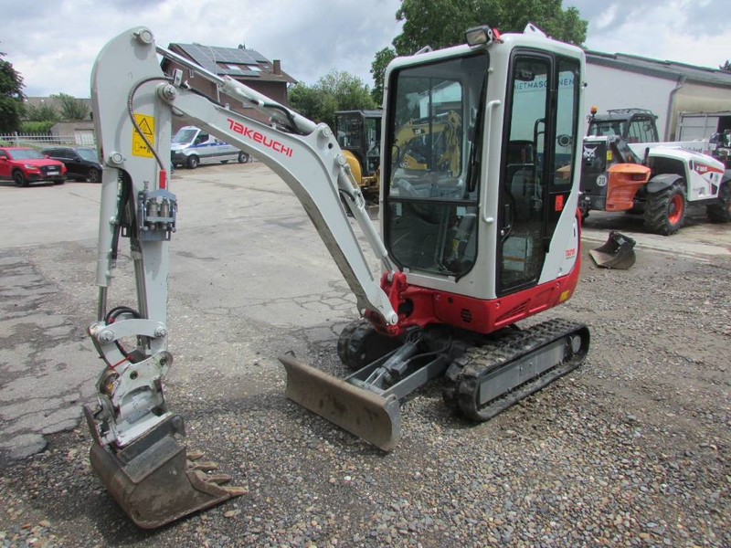 Takeuchi TB 216 V4 Minibagger 28.000 EUR - Міні-екскаватор: фото 2 Takeuchi TB 216 V4 Minibagger 28.000 EUR - Міні-екскаватор: фото 2