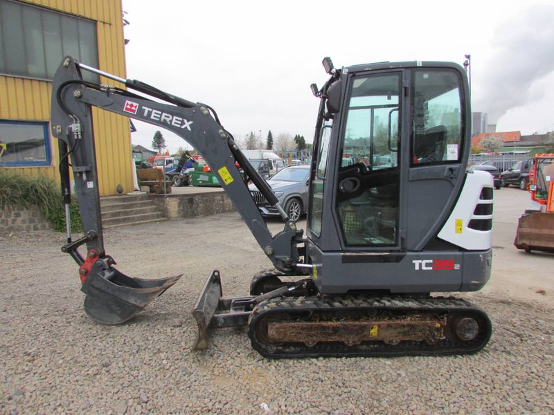 Terex TC 35-2 Minibagger 24.500 EUR Top Zustand - Міні-екскаватор: фото 1 Terex TC 35-2 Minibagger 24.500 EUR Top Zustand - Міні-екскаватор: фото 1