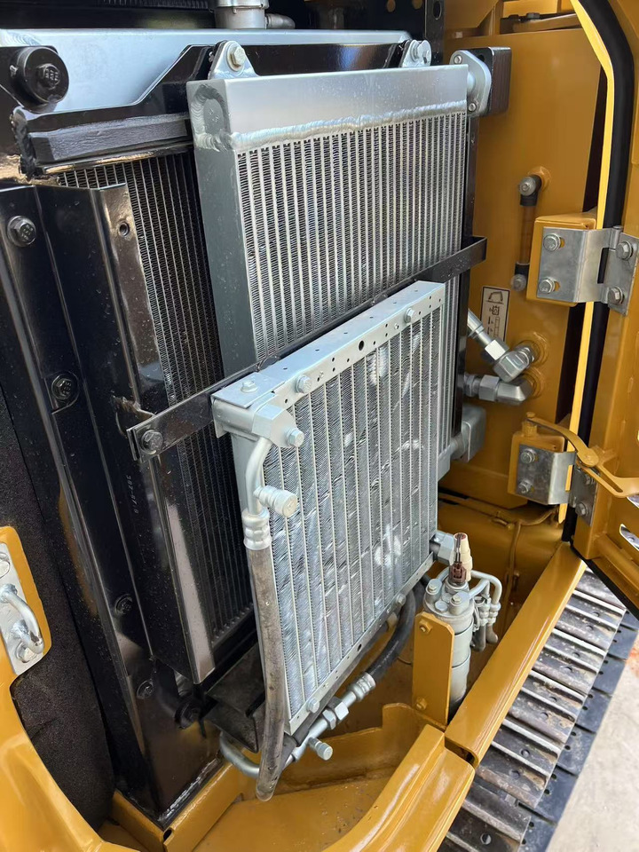 CATERPILLAR 305.5E2 - Міні-екскаватор: фото 4 CATERPILLAR 305.5E2 - Міні-екскаватор: фото 4