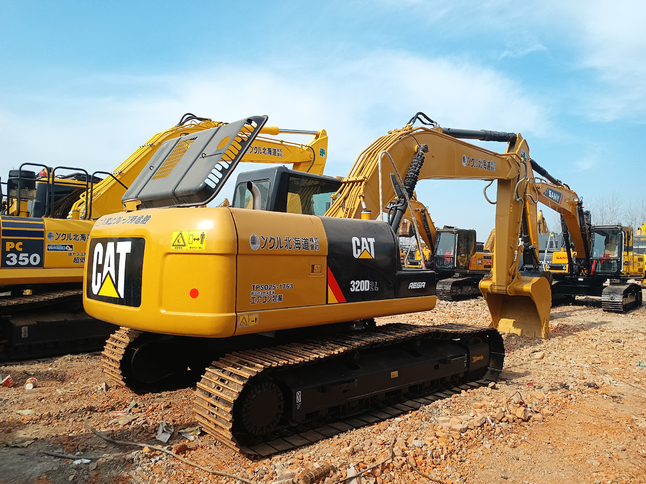 CATERPILLAR 320D2L - Гусеничний екскаватор: фото 1 CATERPILLAR 320D2L - Гусеничний екскаватор: фото 1