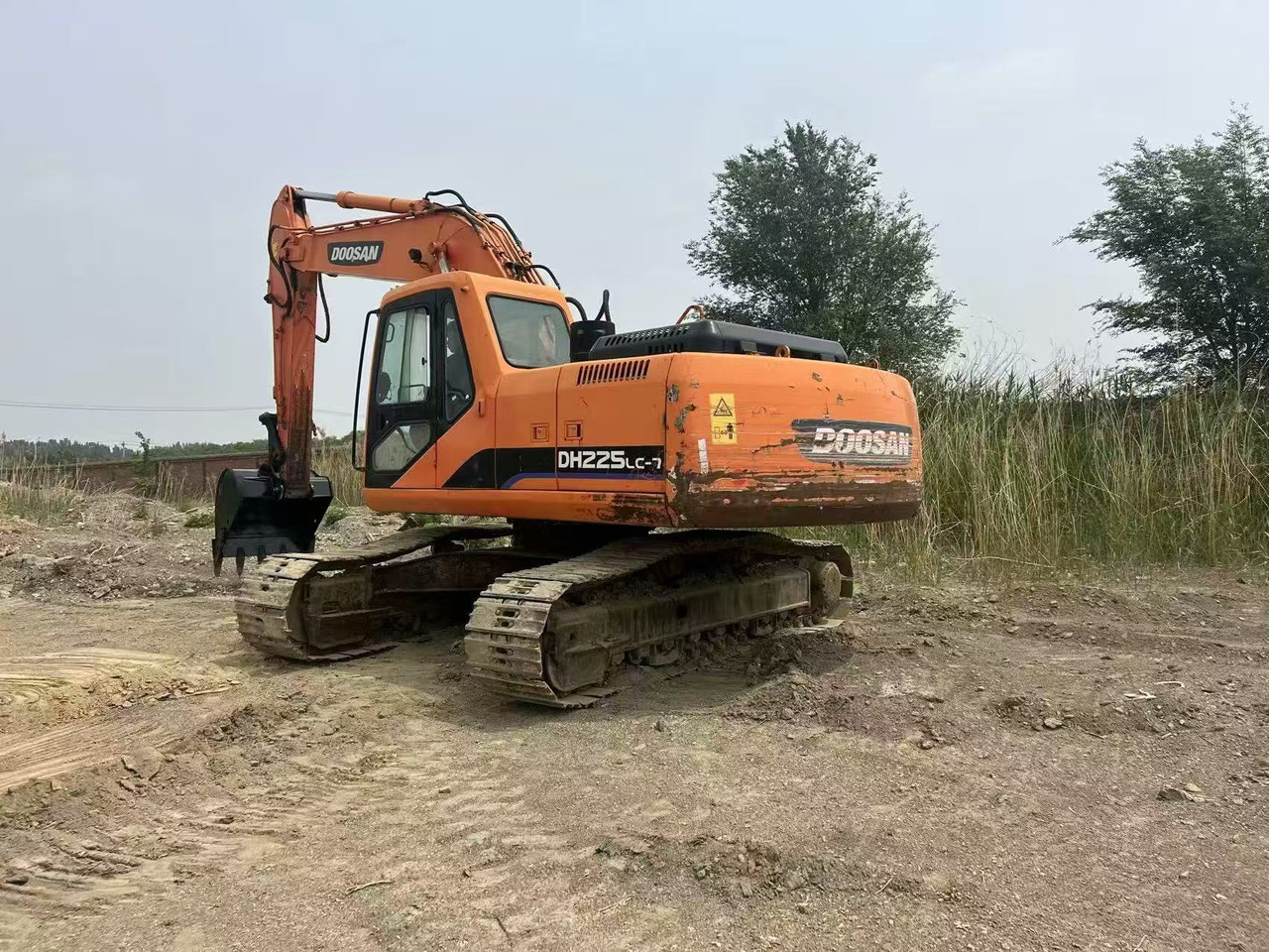 DOOSAN DH225LC-7 - Гусеничний екскаватор: фото 3 DOOSAN DH225LC-7 - Гусеничний екскаватор: фото 3
