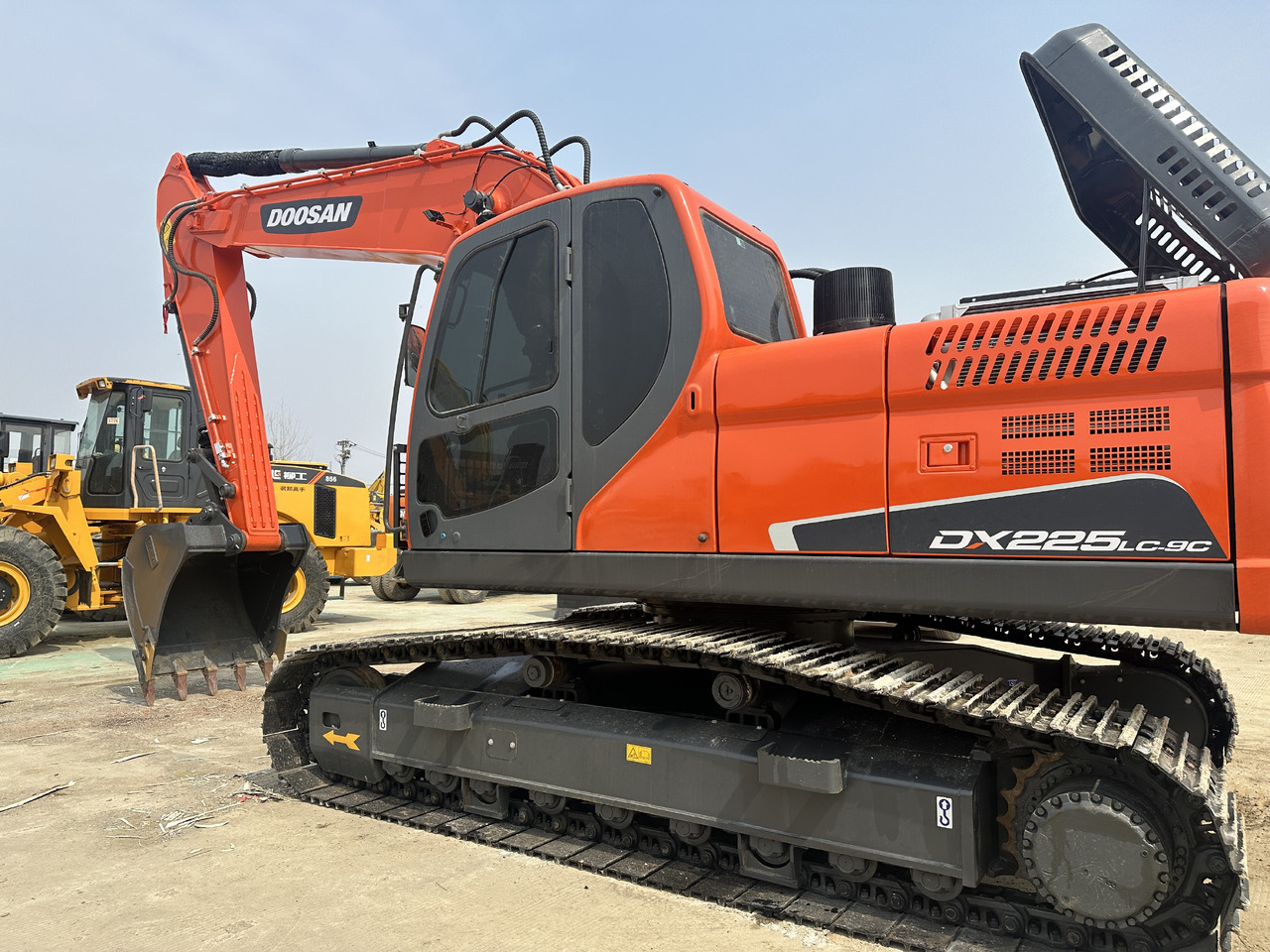 DOOSAN DX225LC-9C - Гусеничний екскаватор: фото 2 DOOSAN DX225LC-9C - Гусеничний екскаватор: фото 2