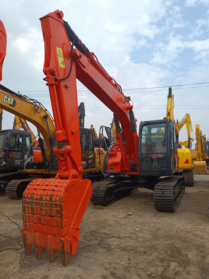 HITACHI ZX135 - Гусеничний екскаватор: фото 5 HITACHI ZX135 - Гусеничний екскаватор: фото 5