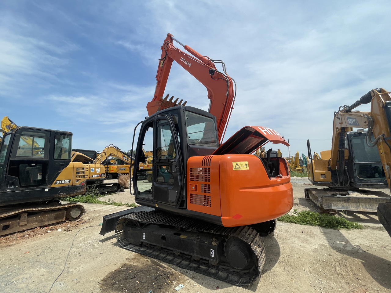 Hitachi ZX 70 - Гусеничний екскаватор: фото 3 Hitachi ZX 70 - Гусеничний екскаватор: фото 3