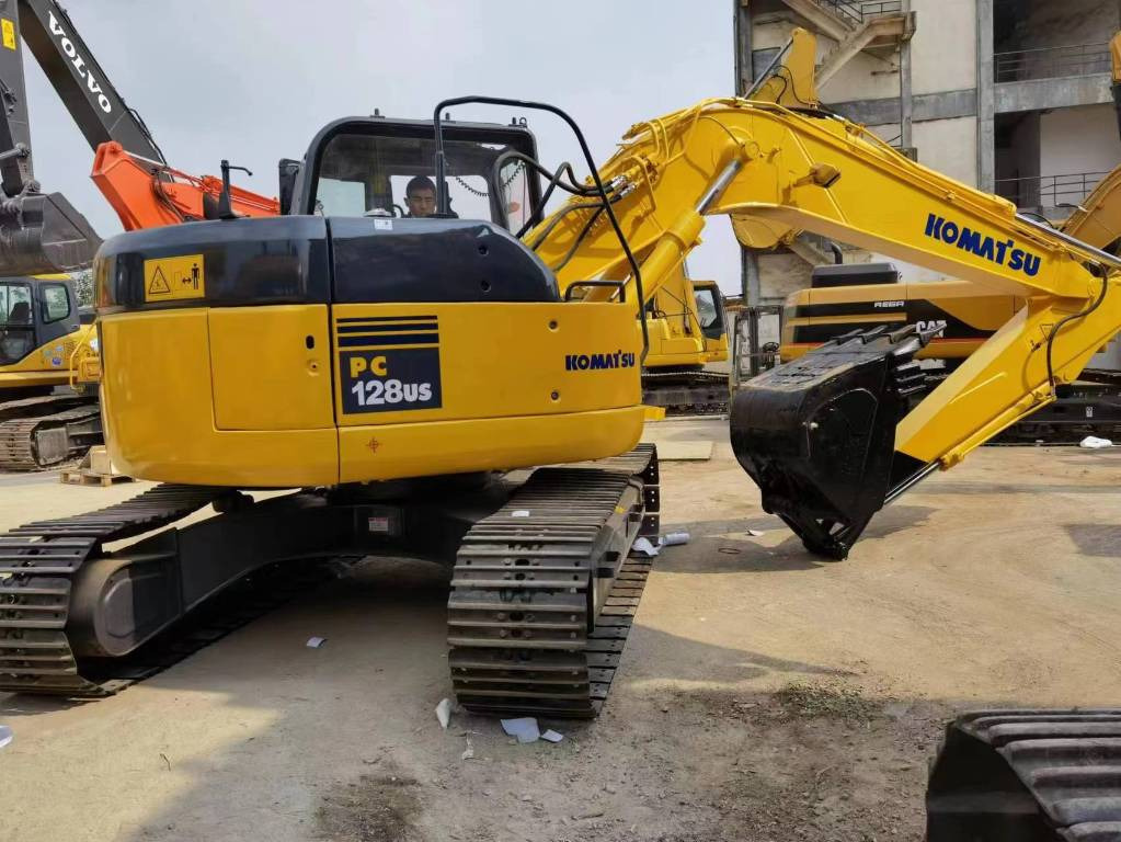 KOMATSU PC 128US - Міні-екскаватор: фото 1 KOMATSU PC 128US - Міні-екскаватор: фото 1