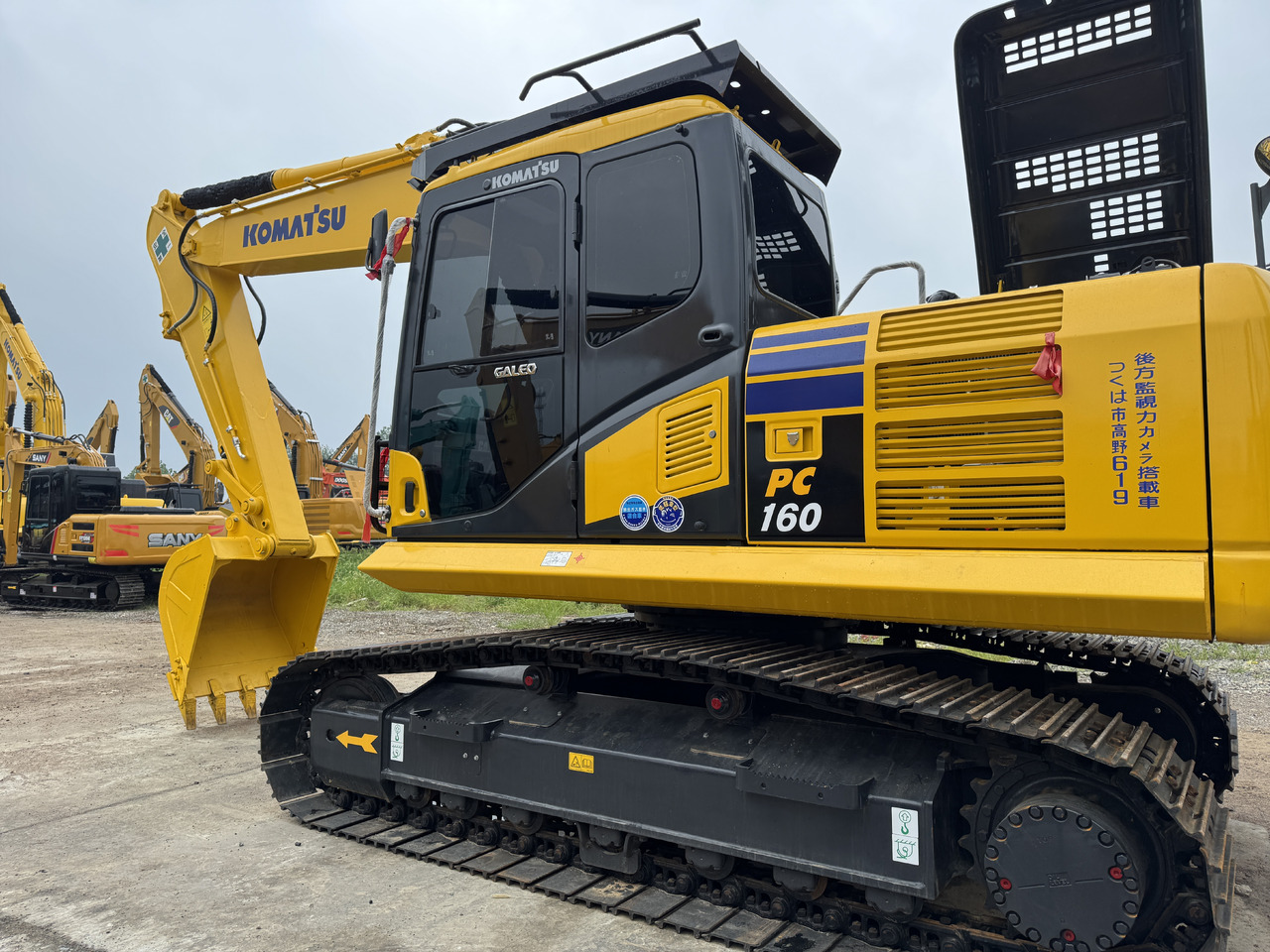 KOMATSU PC160-7 - Гусеничний екскаватор: фото 1 KOMATSU PC160-7 - Гусеничний екскаватор: фото 1