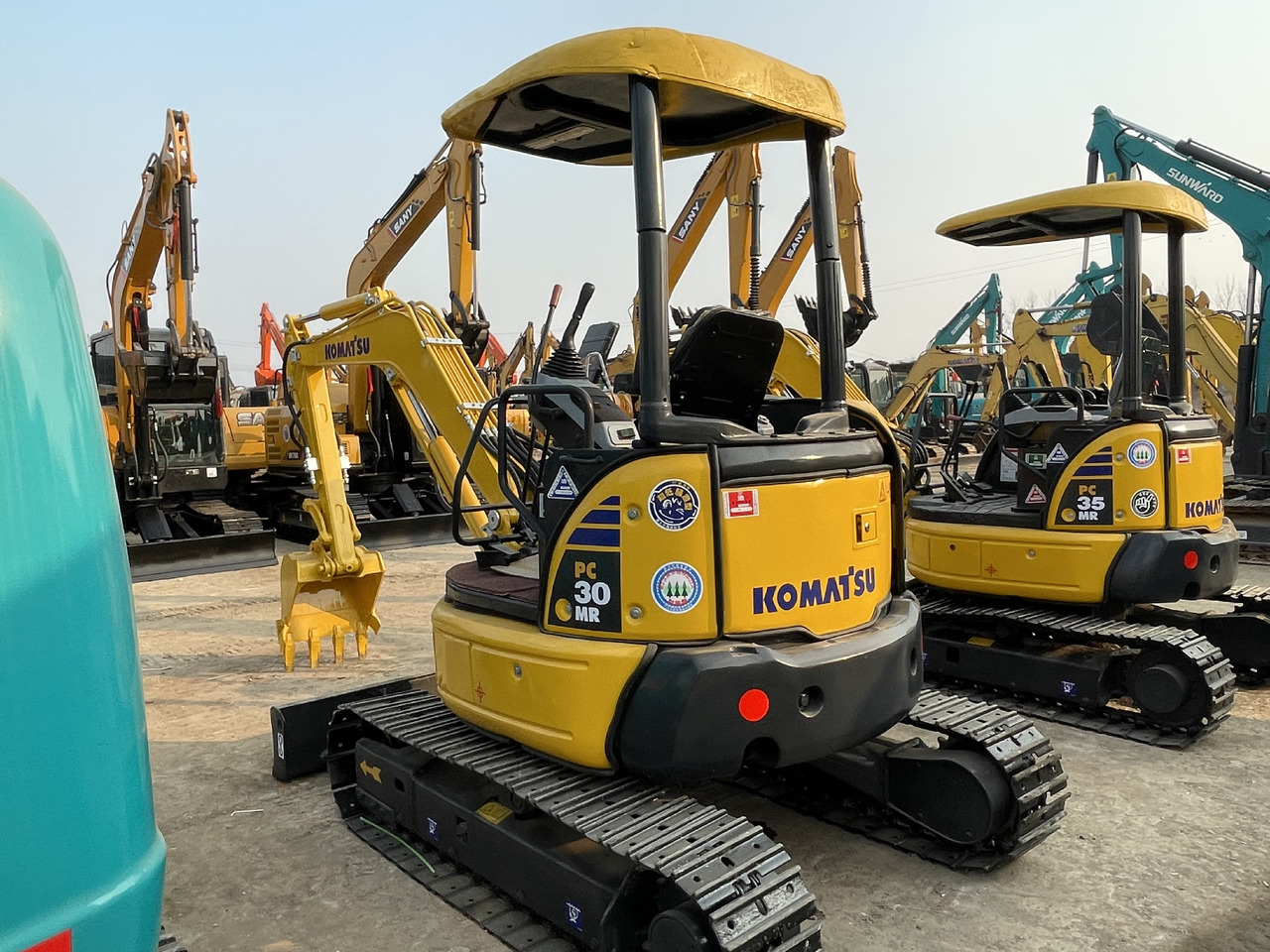 KOMATSU PC30MR-3 - Міні-екскаватор: фото 1 KOMATSU PC30MR-3 - Міні-екскаватор: фото 1