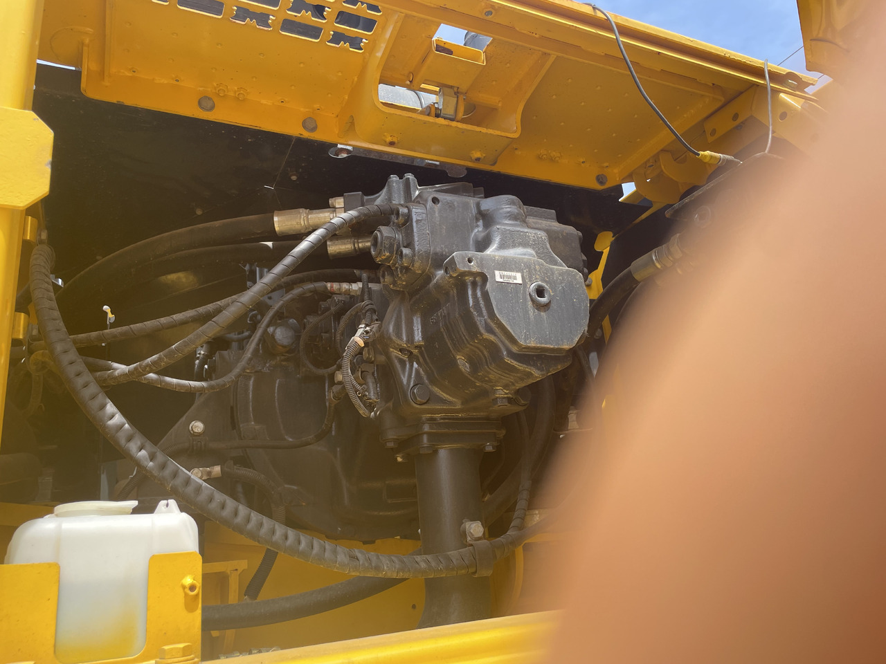 KOMATSU PC350-8 - Гусеничний екскаватор: фото 4 KOMATSU PC350-8 - Гусеничний екскаватор: фото 4