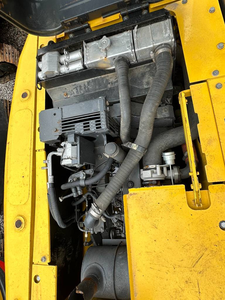 Міні-екскаватор Komatsu PC 130: фото 9 Міні-екскаватор Komatsu PC 130: фото 9