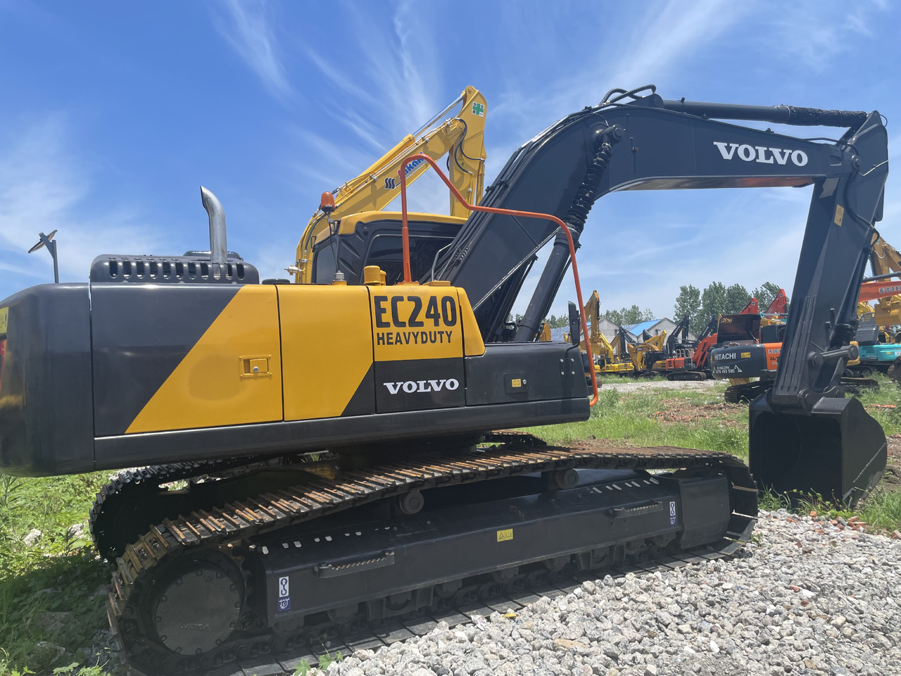 VOLVO EC240 - Гусеничний екскаватор: фото 2 VOLVO EC240 - Гусеничний екскаватор: фото 2
