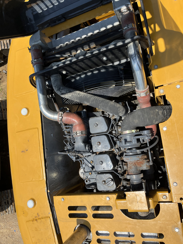 Гусеничний екскаватор XCMG XE150WD: фото 10 Гусеничний екскаватор XCMG XE150WD: фото 10