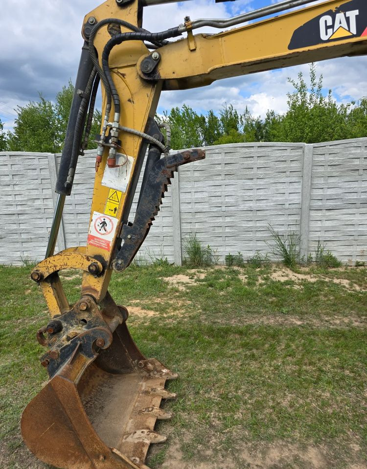 Caterpillar - Гусеничний екскаватор: фото 5 Caterpillar - Гусеничний екскаватор: фото 5