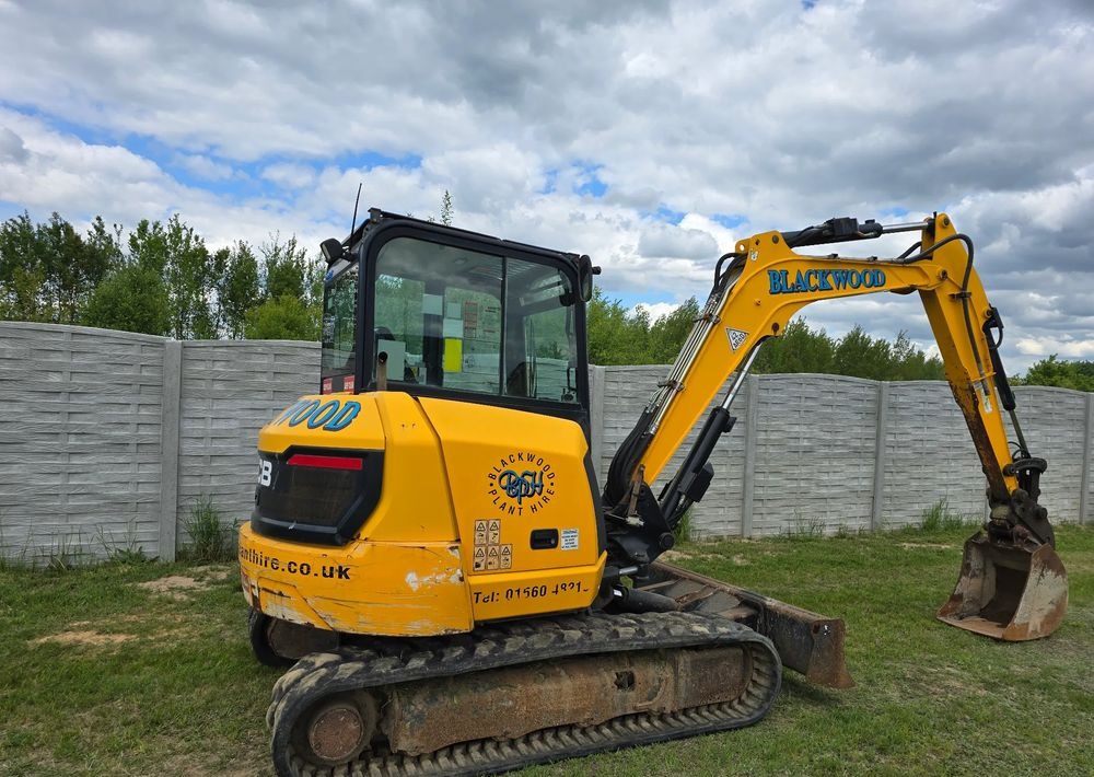 JCB - Гусеничний екскаватор: фото 4 JCB - Гусеничний екскаватор: фото 4
