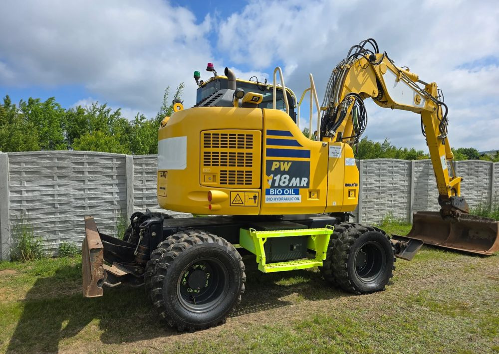 Komatsu - Колісний екскаватор: фото 4 Komatsu - Колісний екскаватор: фото 4