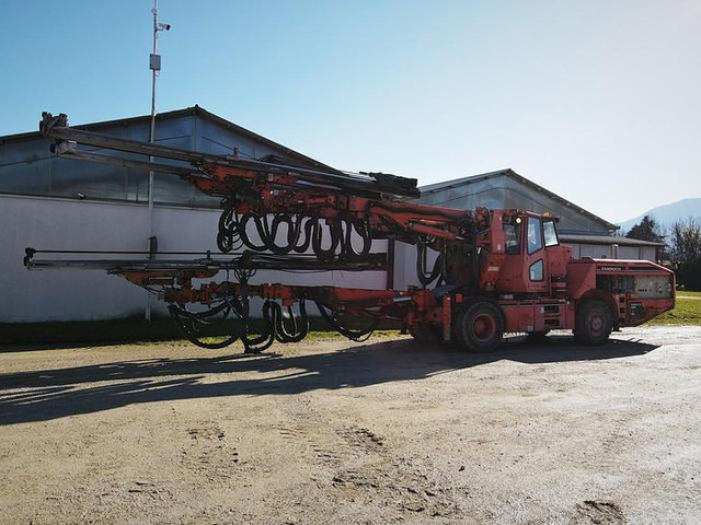 Tamrock AXERA T12 DATA-3.15 - Бурова установка: фото 2 Tamrock AXERA T12 DATA-3.15 - Бурова установка: фото 2
