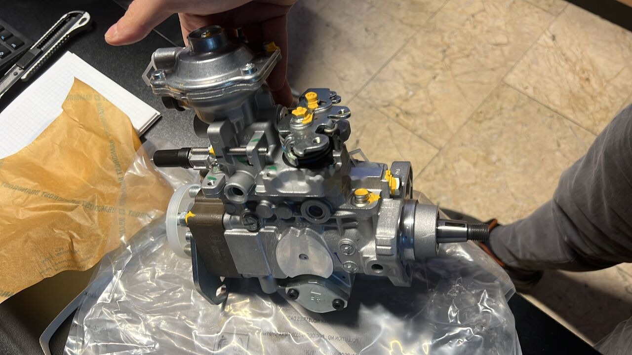 Bosch 2023 12.163 MAN 0460424150 Bosch Man - Паливний насос в категорії Вантажівки: фото 1 Bosch 2023 12.163 MAN 0460424150 Bosch Man - Паливний насос в категорії Вантажівки: фото 1