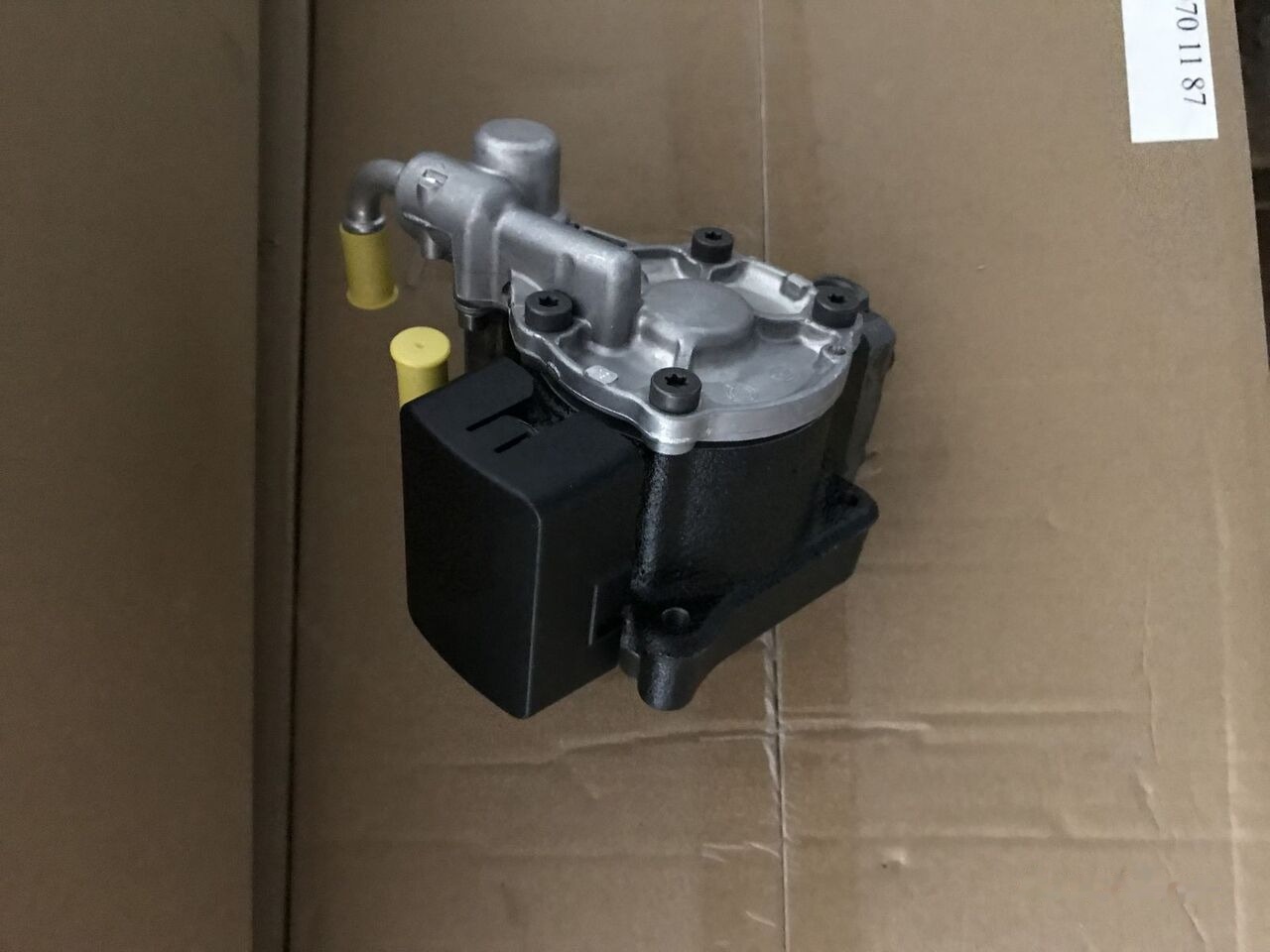 Continental 2010-2018 for Volkswagen FOR CAR automobile - Паливний насос в категорії Легкові автомобілі: фото 2 Continental 2010-2018 for Volkswagen FOR CAR automobile - Паливний насос в категорії Легкові автомобілі: фото 2