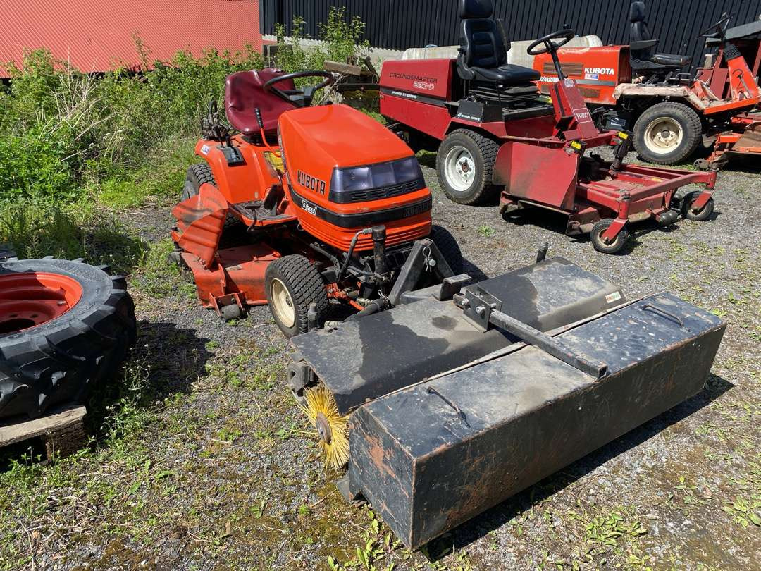 2000 Kubota G1700//Sitteklipper med feier og oppsamler - Газонокосарка: фото 3 2000 Kubota G1700//Sitteklipper med feier og oppsamler - Газонокосарка: фото 3