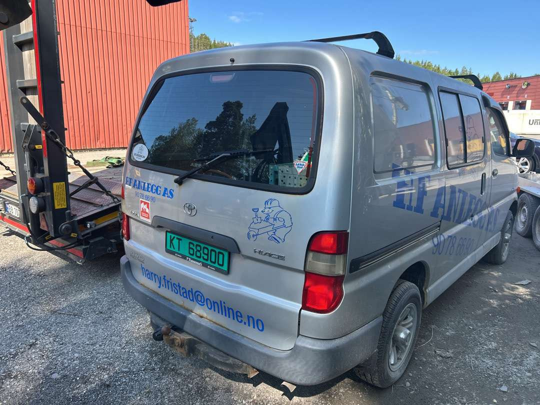 2005 Varebil TOYOTA HIACE 4WD EU-Godkjent - Суцільнометалевий фургон: фото 3 2005 Varebil TOYOTA HIACE 4WD EU-Godkjent - Суцільнометалевий фургон: фото 3