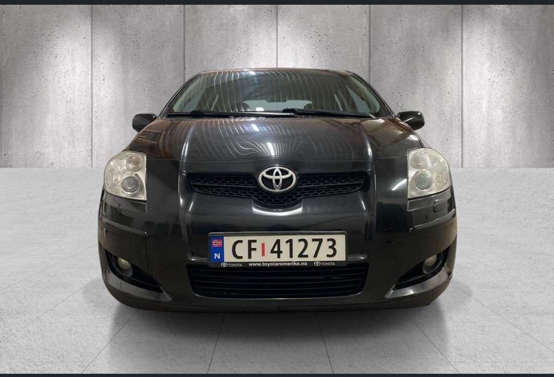2007 Toyota Auris - Легковий автомобіль: фото 2 2007 Toyota Auris - Легковий автомобіль: фото 2