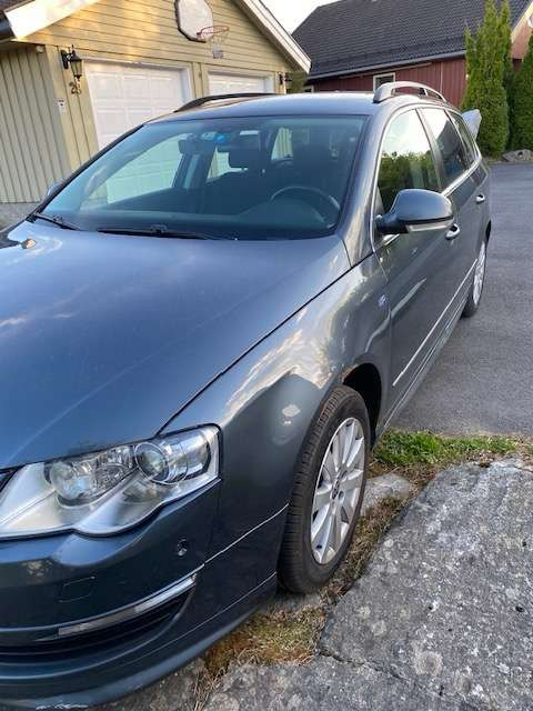 2009 Volkswagen Passat 1.9 TDI - Легковий автомобіль: фото 2 2009 Volkswagen Passat 1.9 TDI - Легковий автомобіль: фото 2