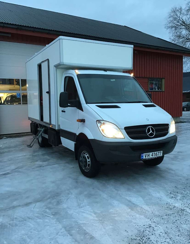 2012 Mercedes-Benz Sprinter EU-GODKJENT SVÆRT LAV KM! - Вантажівка з закритим кузовом: фото 2 2012 Mercedes-Benz Sprinter EU-GODKJENT SVÆRT LAV KM! - Вантажівка з закритим кузовом: фото 2