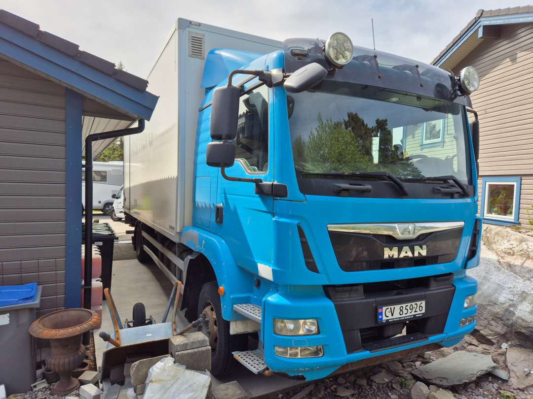 2016 Skapbil MAN TGM15.250 EU-godkjent Euroklasse 6T - Вантажівка з закритим кузовом: фото 2 2016 Skapbil MAN TGM15.250 EU-godkjent Euroklasse 6T - Вантажівка з закритим кузовом: фото 2