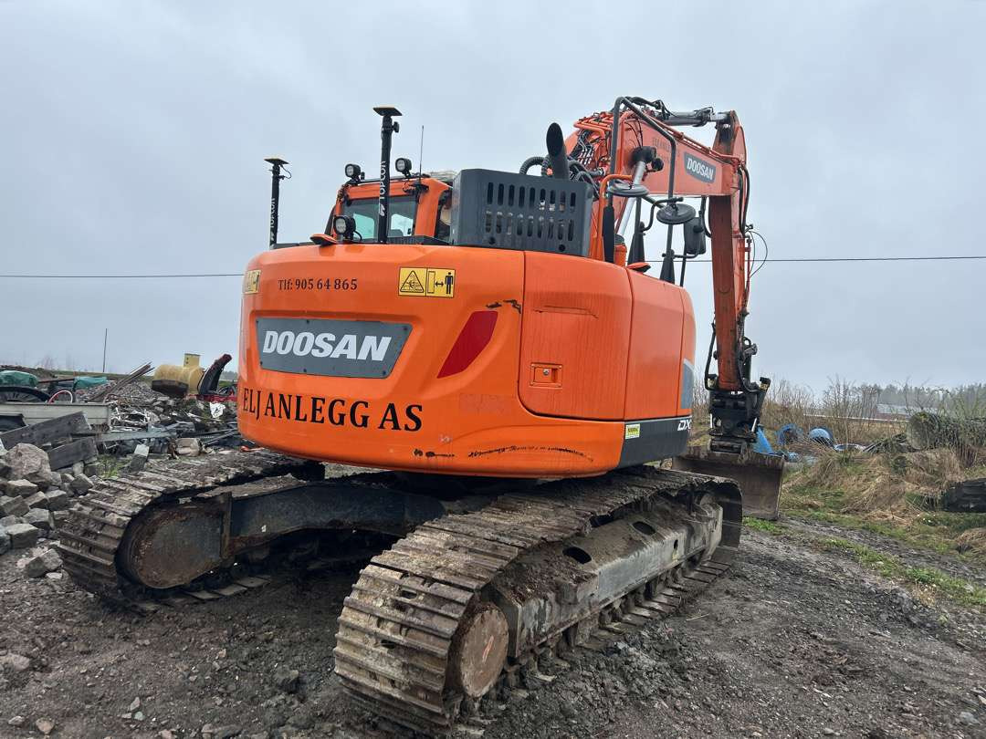 2018 Beltegraver 24 tonn Doosan DX 235LCR S 70-feste - Екскаватор: фото 3 2018 Beltegraver 24 tonn Doosan DX 235LCR S 70-feste - Екскаватор: фото 3