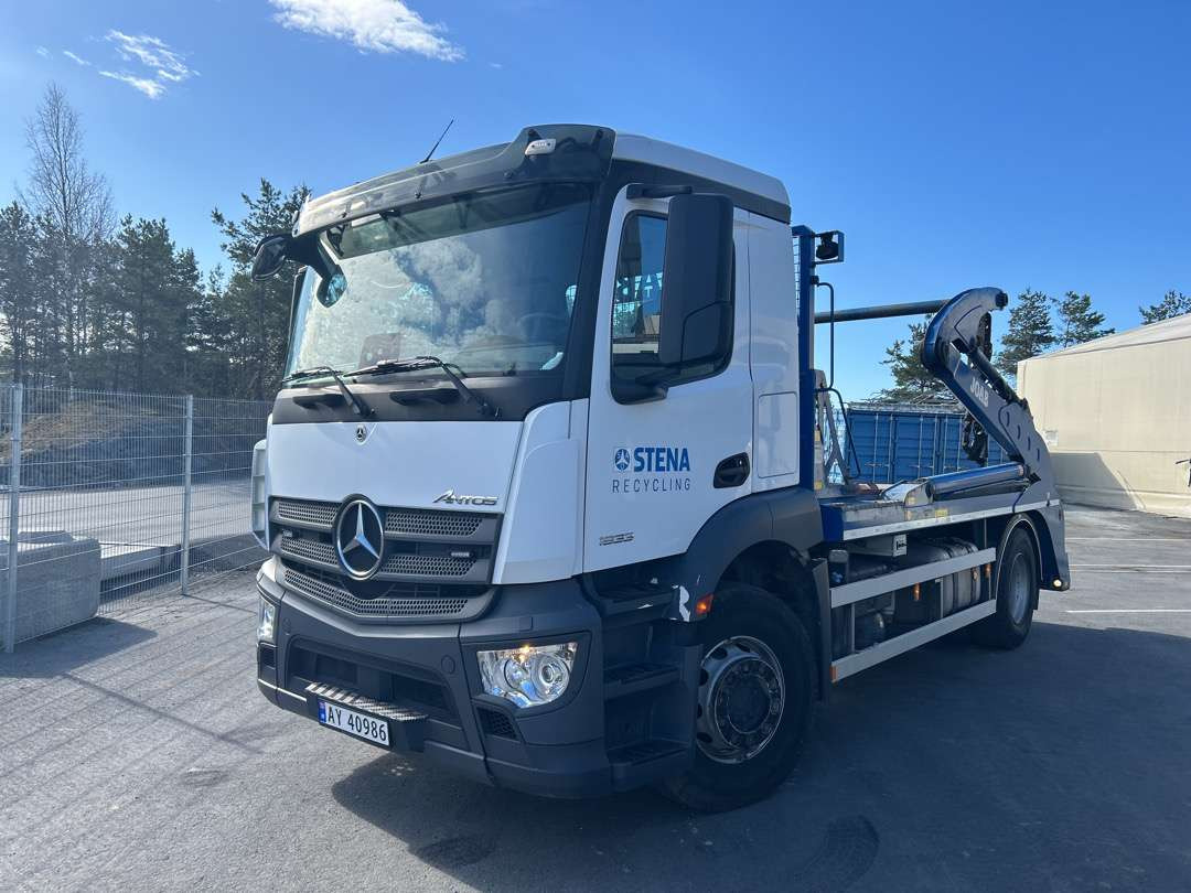 2019 Liftdumper MERCEDES-BENZ ANTOS EU-godkjent Euroklasse 6T - Скіповий навантажувач вантажівка: фото 1 2019 Liftdumper MERCEDES-BENZ ANTOS EU-godkjent Euroklasse 6T - Скіповий навантажувач вантажівка: фото 1