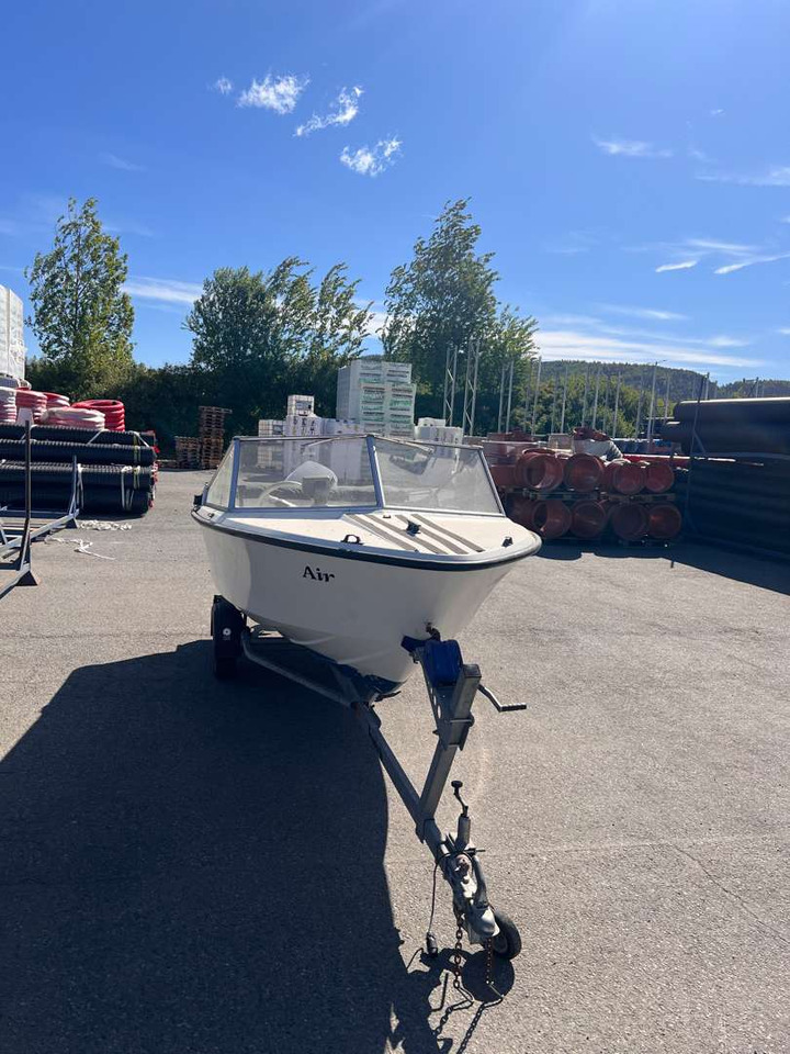 Nordkapp 16 sport med 90hk Johnson (rep.-objekt) - Інша техніка: фото 2 Nordkapp 16 sport med 90hk Johnson (rep.-objekt) - Інша техніка: фото 2