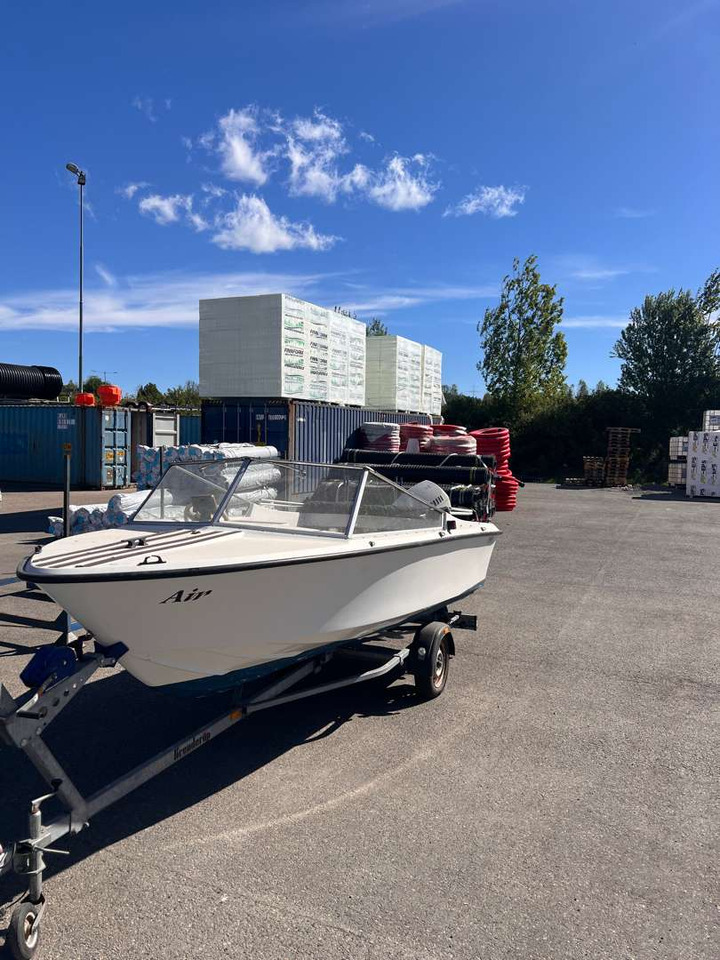 Nordkapp 16 sport med 90hk Johnson (rep.-objekt) - Інша техніка: фото 1 Nordkapp 16 sport med 90hk Johnson (rep.-objekt) - Інша техніка: фото 1