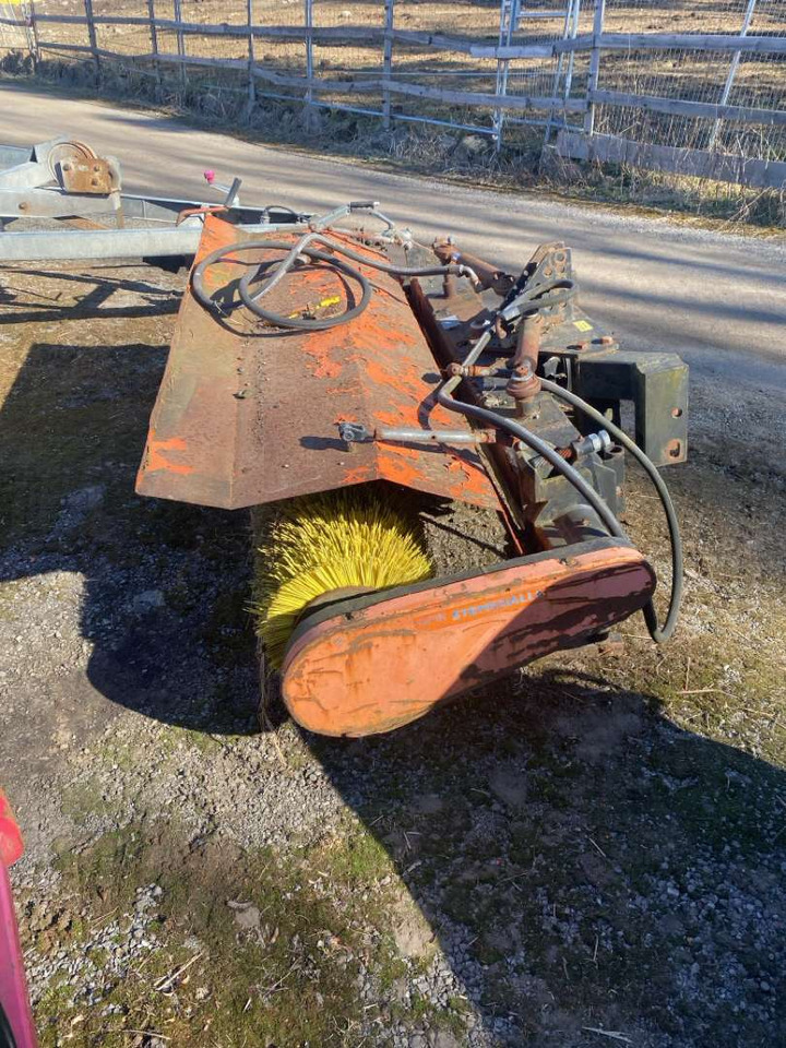 Stensballe feiekost - Навісне обладнання: фото 2 Stensballe feiekost - Навісне обладнання: фото 2