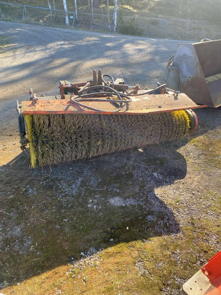 Stensballe feiekost - Навісне обладнання: фото 3 Stensballe feiekost - Навісне обладнання: фото 3