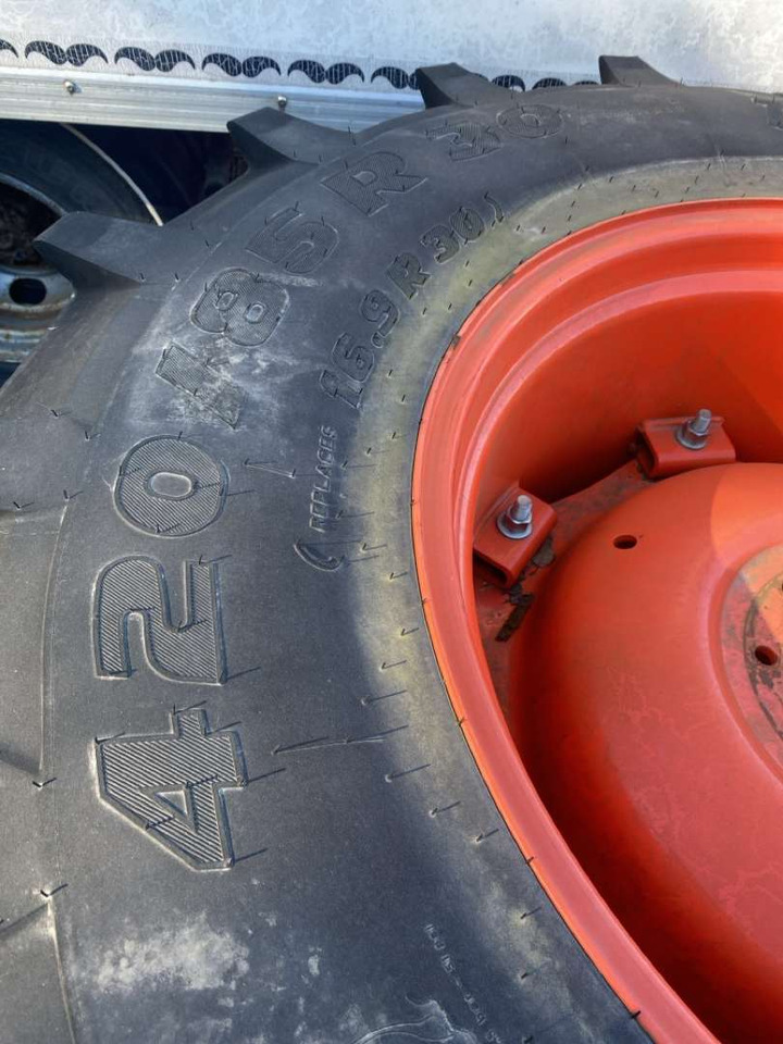 2stk Trelleborg TM600 på felg - Сільськогосподарська техніка: фото 5 2stk Trelleborg TM600 på felg - Сільськогосподарська техніка: фото 5
