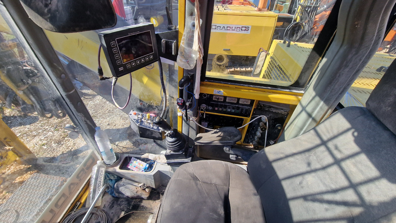 Гірничодобувна техніка Atlas Copco F6-32: фото 10