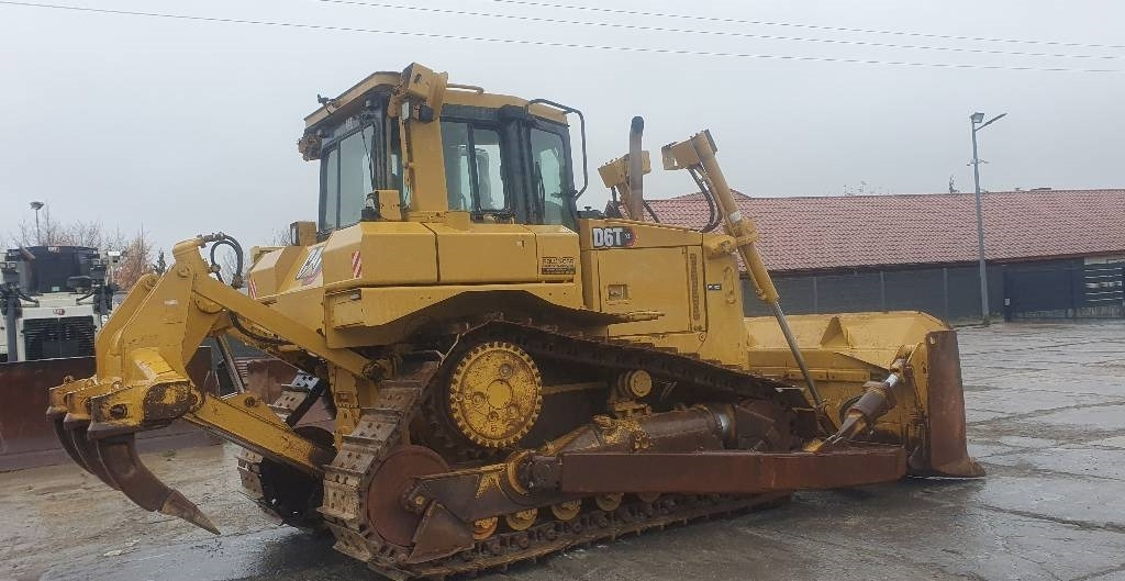 CAT D 6 T XL - Бульдозер: фото 5 CAT D 6 T XL - Бульдозер: фото 5