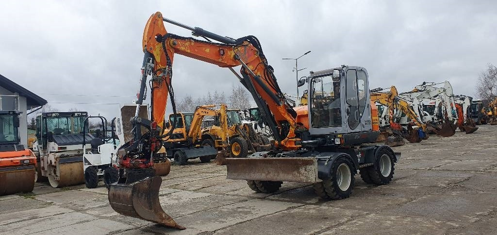 Wacker Neuson Ew100 z rototiltem - Колісний екскаватор: фото 1 Wacker Neuson Ew100 z rototiltem - Колісний екскаватор: фото 1
