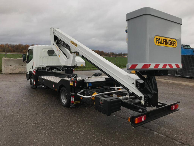 Palfinger P 200 T X E (closed basket) - Автовишка: фото 4 Palfinger P 200 T X E (closed basket) - Автовишка: фото 4