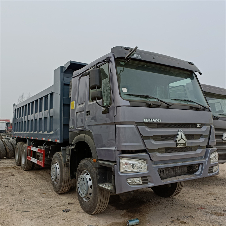 SINOTRUCK HOWO - Самоскид вантажівка: фото 2 SINOTRUCK HOWO - Самоскид вантажівка: фото 2